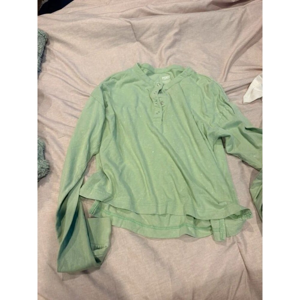 Long sleeve
